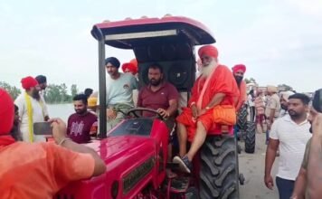 ਰਾਜ ਸਭਾ ਮੈਂਬਰ ਹਰਭਜਨ ਸਿੰਘ ਤੇ ਸੰਤ ਸੀਚੇਵਾਲ ਨੇ ਹੜ੍ਹ ਪ੍ਰਭਾਵਿਤ ਇਲਾਕਿਆਂ ਦਾ ਕੀਤਾ ਦੌਰਾ