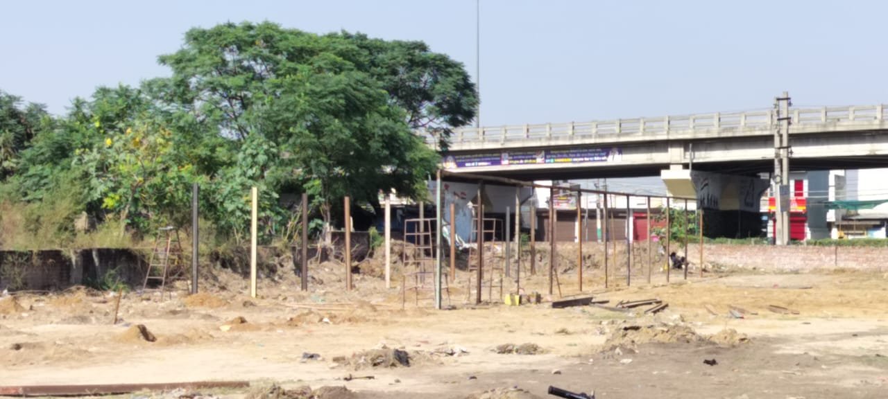 ਜਲੰਧਰ ਪਠਾਨਕੋਟ ਚੌਕ 'ਤੇ 'ਪਟਾਕਾ ਮਾਰਕੀਟ ਘੁਟਾਲਾ': 20 ਲਾਇਸੈਂਸ, ਬਣ ਰਹੀਆਂ 140 ਦੁਕਾਨਾਂ; ਕਿਰਾਇਆ 40 ਹਜ਼ਾਰ ਤੋਂ ਸਿੱਧਾ ਸਵਾ ਲੱਖ! 1