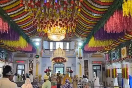 gurdwara1-2025-10-9a33361969c3c9b87d9d8dde4552b366-3x2