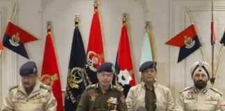 ਗੈਂਗਸਟਰਾਂ ਖ਼ਿਲਾਫ਼ 72 ਘੰਟਿਆਂ ਦਾ ‘ਆਪਰੇਸ਼ਨ ਪ੍ਰਹਾਰ’ ਸ਼ੁਰੂ 2000 ਪੁਲਿਸ ਟੀਮਾਂ ਮੈਦਾਨ ਵਿੱਚ, ਜਲੰਧਰ-ਮੰਡੀ ਗੋਬਿੰਦਗੜ੍ਹ ਵਿੱਚ ਮੁੱਠਭੇੜਾਂ ਜਾਣਕਾਰੀ ਲਈ ਟੋਲ ਫ੍ਰੀ ਨੰਬਰ 93946-93946 ਜਾਰੀ