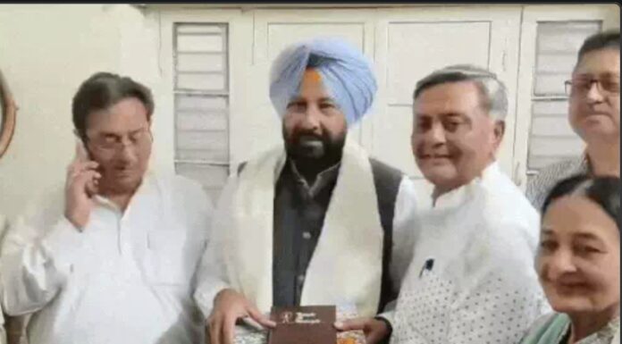 ਪੰਜਾਬ ਭਾਜਪਾ ਦੇ ਨਵੇਂ ਪ੍ਰਧਾਨ ਕੇਵਲ ਸਿੰਘ ਢਿੱਲੋਂ ਪਹੁੰਚੇ ਜਲੰਧਰ; ਚੋਣਾਂ ਦੀ ਗਿਣਤੀ ‘ਚ ਲਾਏ ਧਾਂਦਲੀ ਦੇ ਗੰਭੀਰ ਆਰੋਪ
