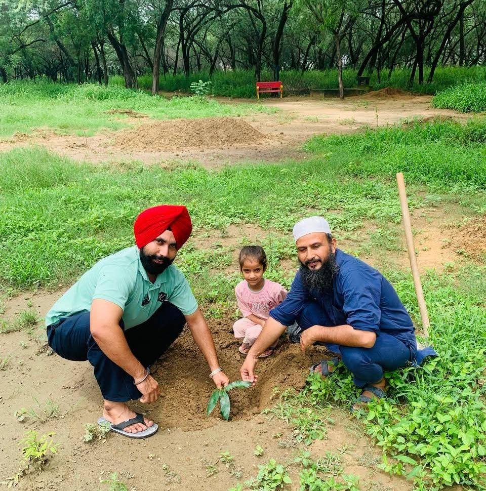 ਵੱਧਦੀ ਗਰਮੀ ਤੋਂ ਬਚਾਅ ਲਈ , ਵੱਧ ਤੋਂ ਵੱਧ ਰੁੱਖ ਲਗਾਉਣਾ ਸਮੇਂ ਦੀ ਮੁੱਖ ਲੋੜ - ਗੁਰਸੇਵਕ ਸਿੰਘ 1